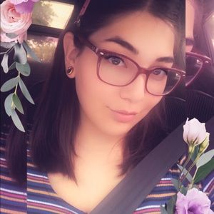 Meet your Posher, Marissa